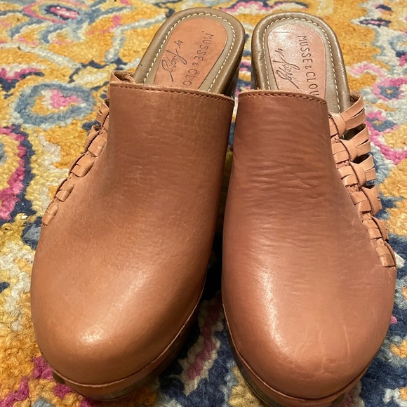 Musse and cloud leather clogs - Picture 3 of 4